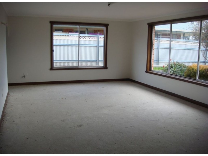 253 Flinders Street, Beauty Point TAS 7270