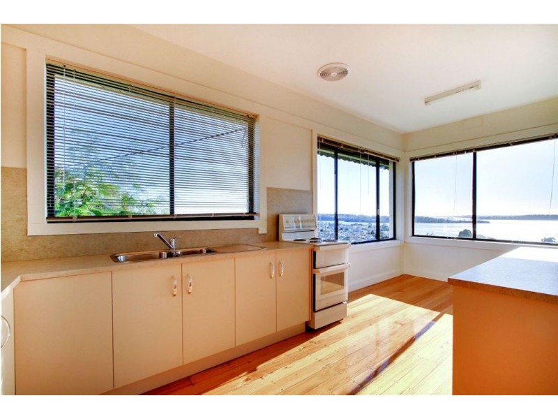 156 Oxford Street, Beauty Point TAS 7270