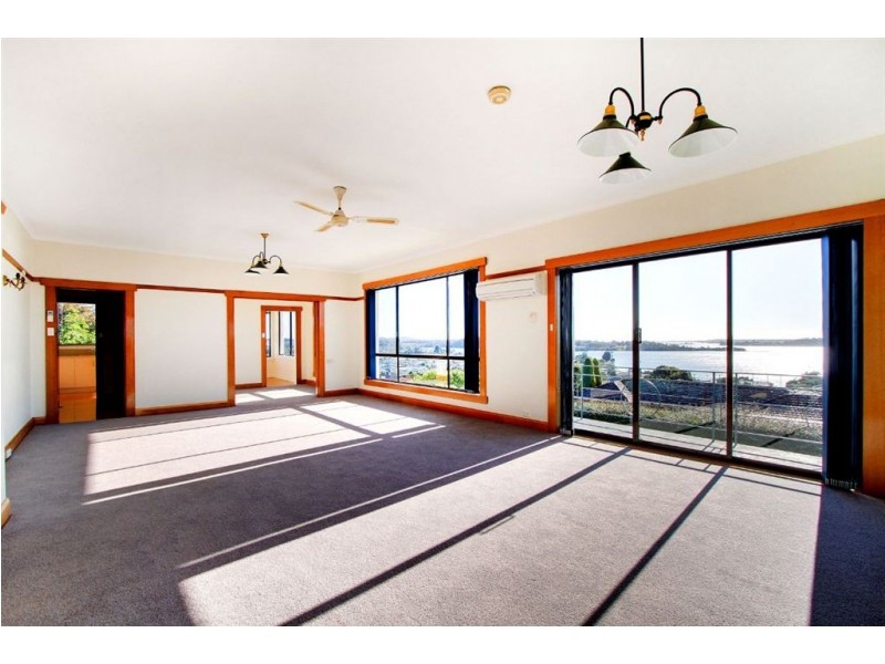 156 Oxford Street, Beauty Point TAS 7270