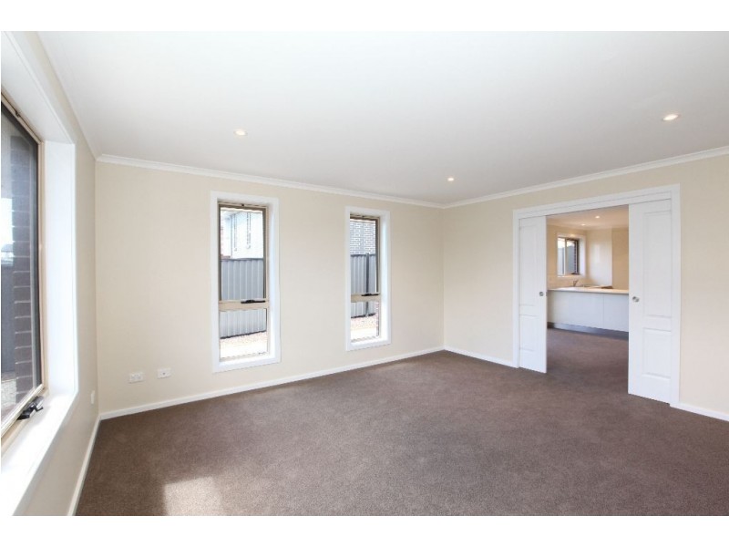 9 Orchard Avenue, Legana TAS 7277