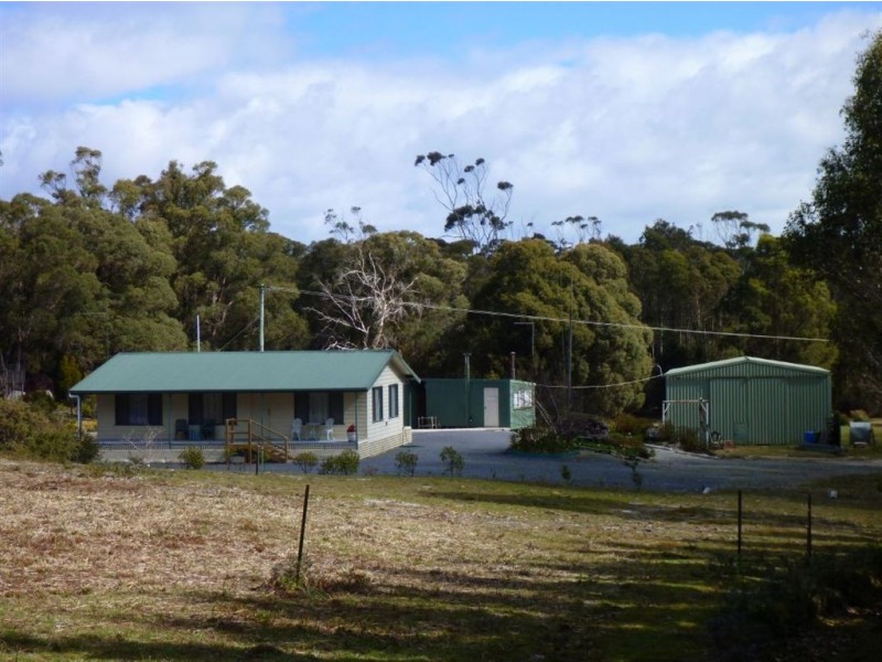 58 Charles Street, Beauty Point TAS 7270