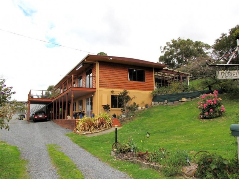 7 Augustus Street, Beauty Point TAS 7270
