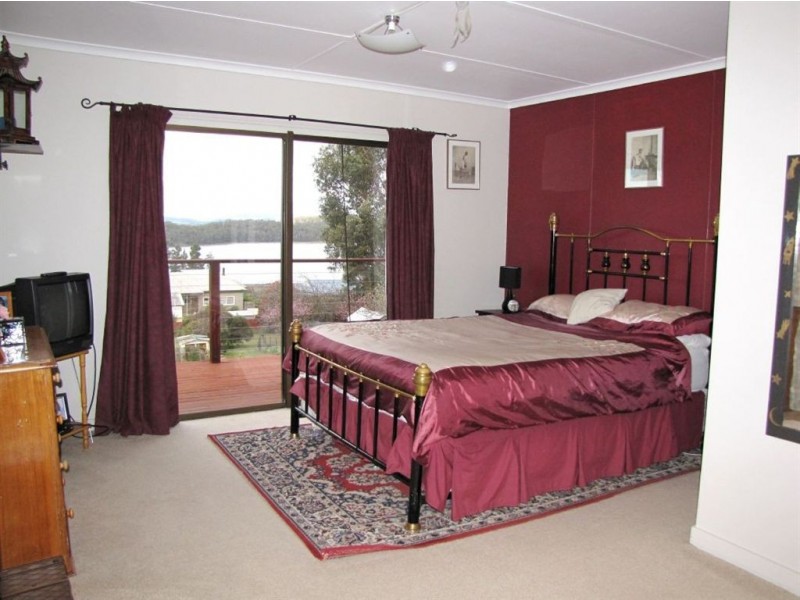 7 Augustus Street, Beauty Point TAS 7270