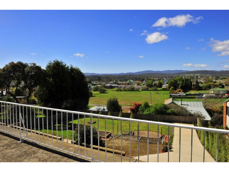 14 Brooklyn Street, Beaconsfield TAS 7270