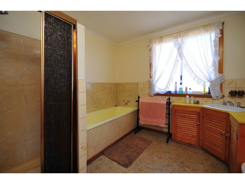 14 Brooklyn Street, Beaconsfield TAS 7270