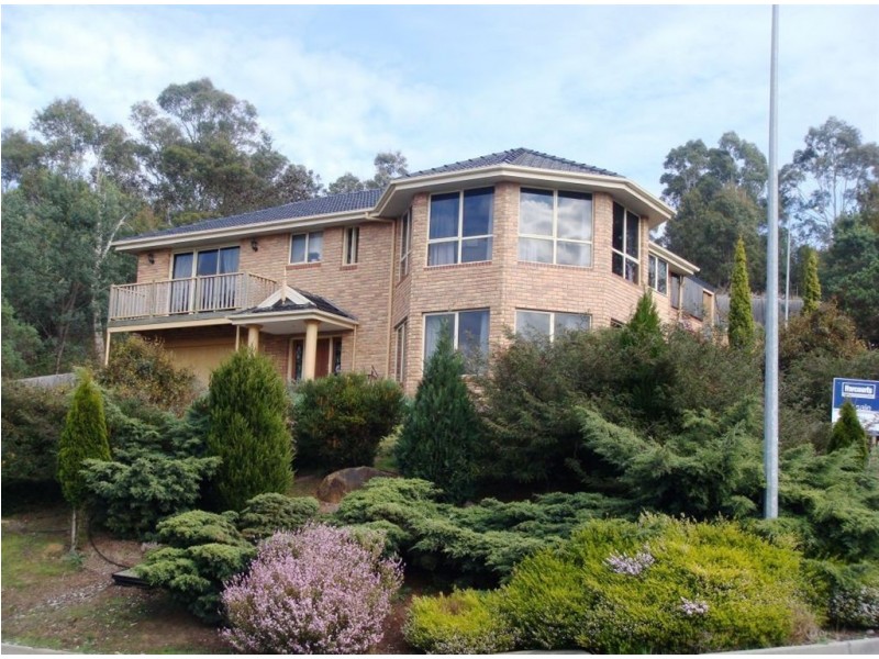 4 Tennyson Drive, Riverside TAS 7250