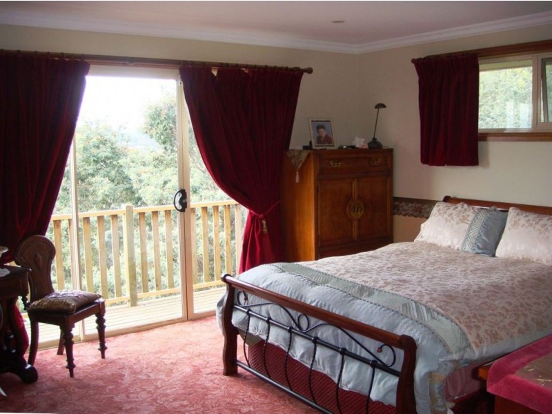 4 Tennyson Drive, Riverside TAS 7250