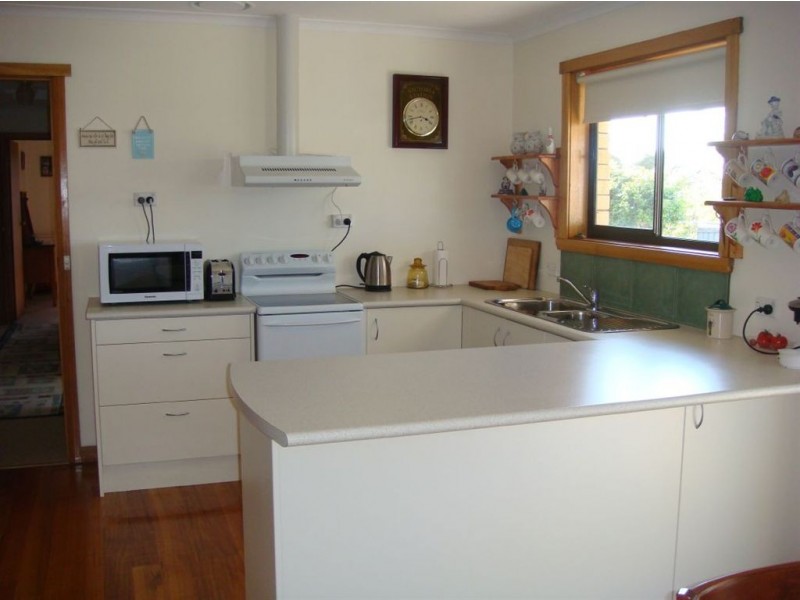 14 Scott Street, Beauty Point TAS 7270