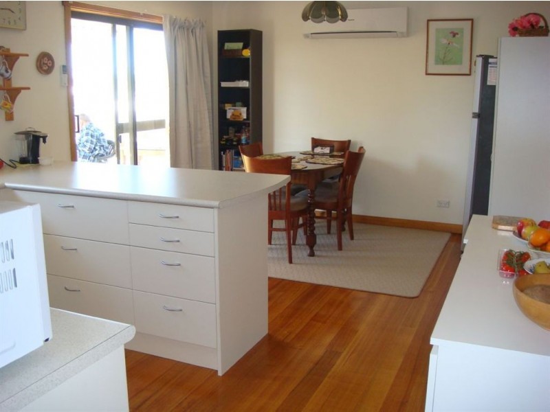 14 Scott Street, Beauty Point TAS 7270