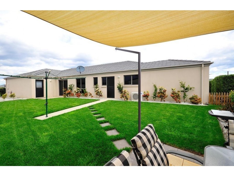 6 Sarinda Close, Newnham TAS 7248