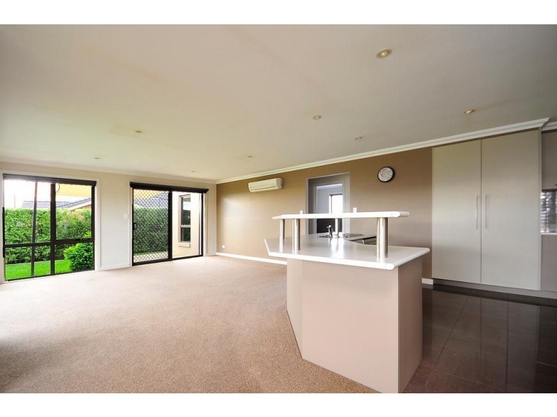 6 Sarinda Close, Newnham TAS 7248