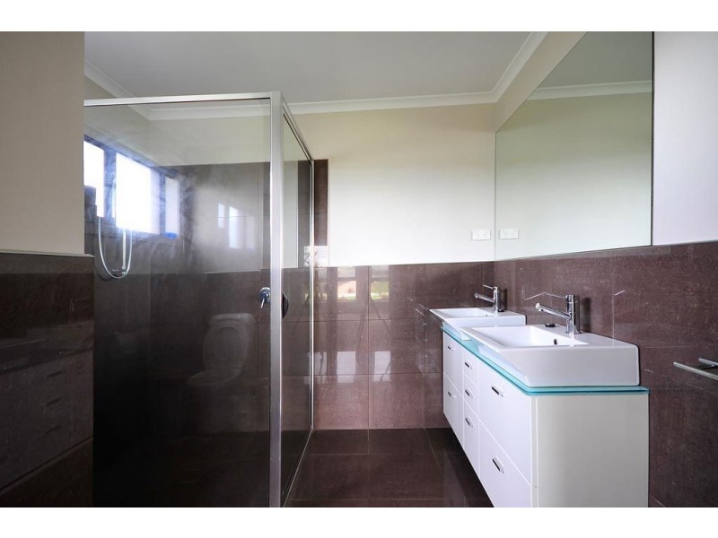 6 Sarinda Close, Newnham TAS 7248