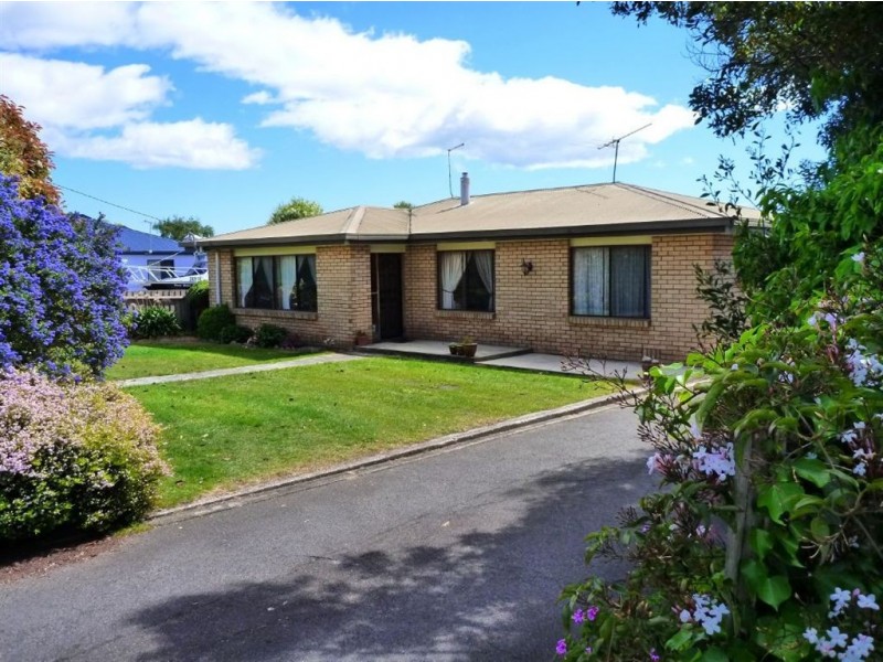 14 Jellico Street, Beauty Point TAS 7270