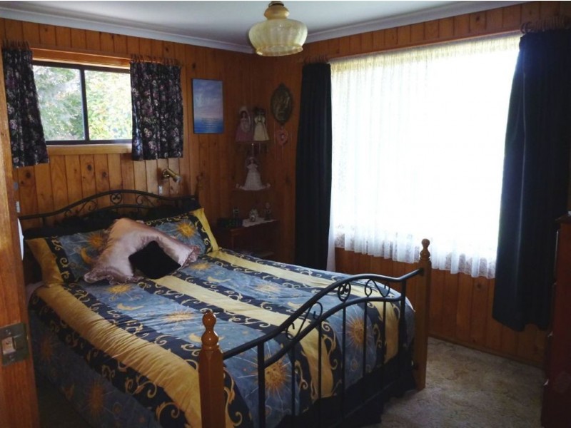 14 Jellico Street, Beauty Point TAS 7270