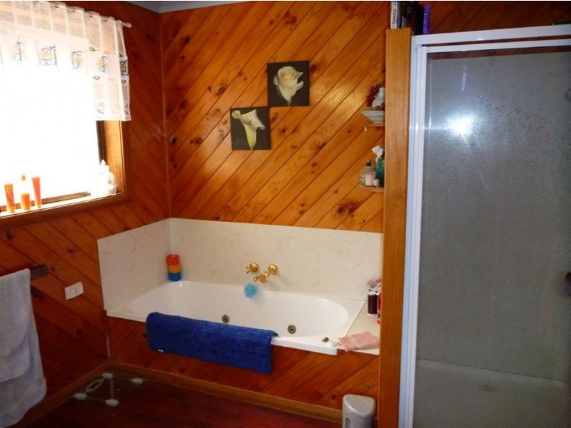 14 Jellico Street, Beauty Point TAS 7270