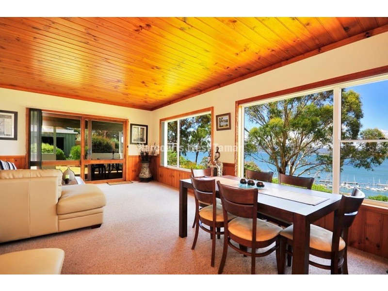 116 Oxford Street, Beauty Point TAS 7270