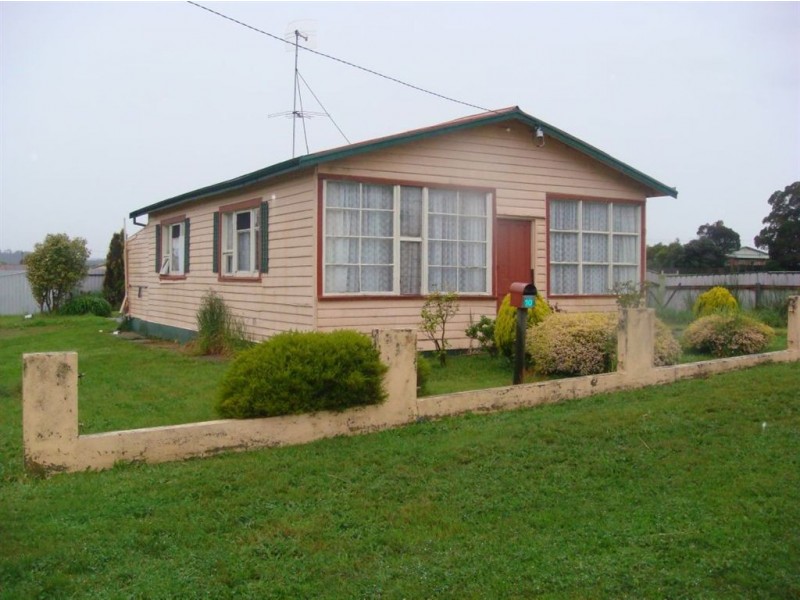 10 Fysh Street, Beaconsfield TAS 7270