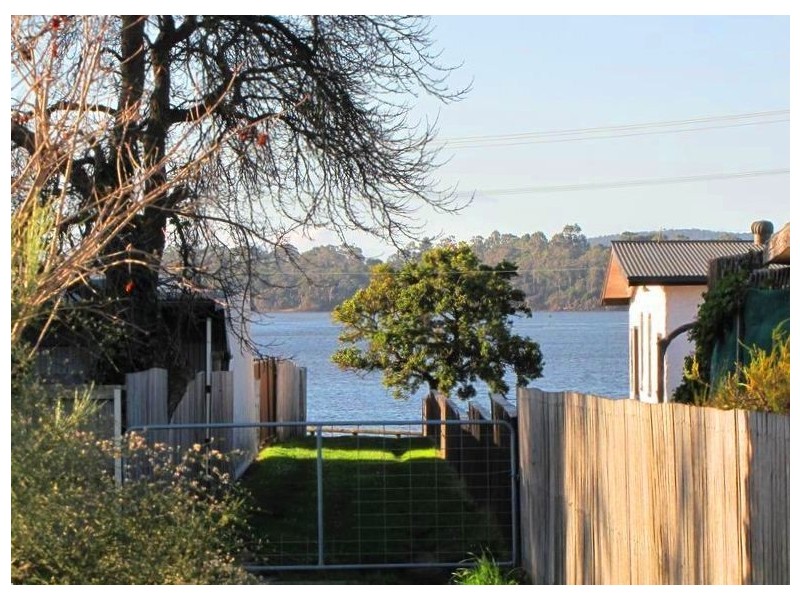 12 Scott Street, Beauty Point TAS 7270