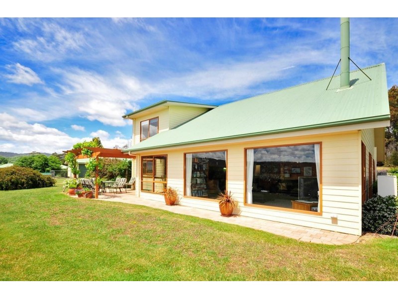 6 Weetman Street, Legana TAS 7277
