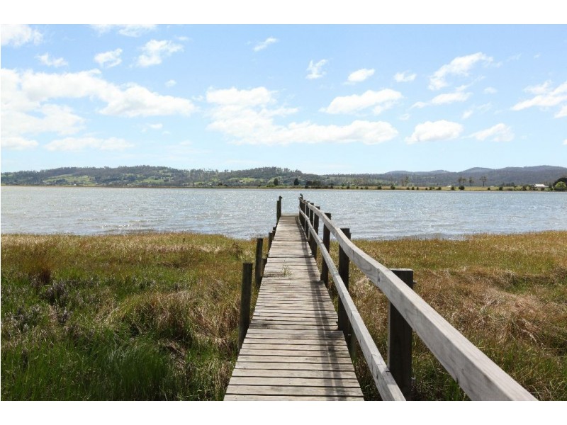 42 Beach Road, Legana TAS 7277