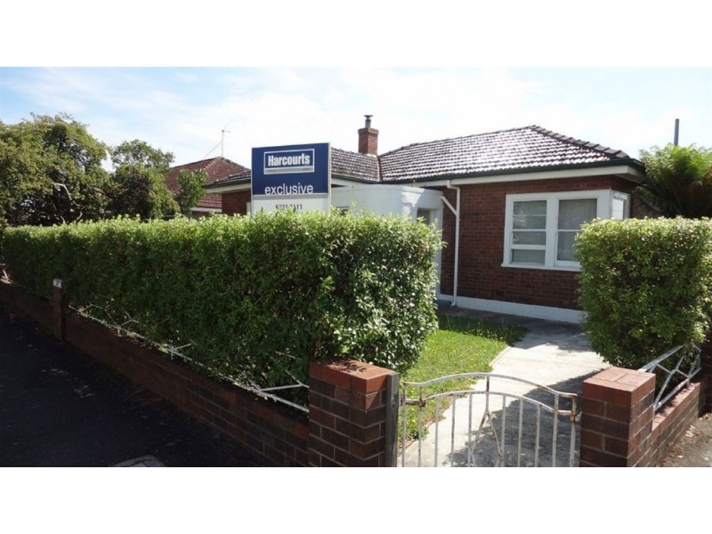 16 Jellico Street, Mowbray TAS 7248