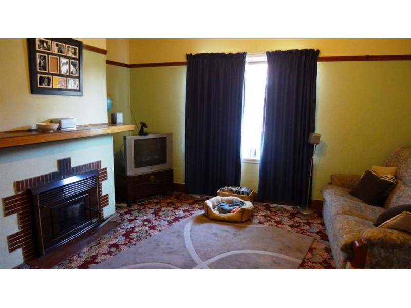 16 Jellico Street, Mowbray TAS 7248