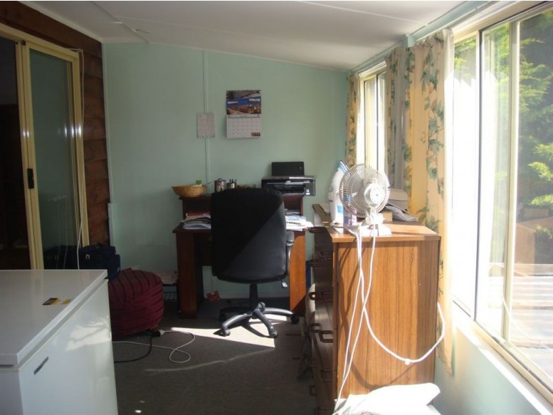 24 Douglas Street, Beaconsfield TAS 7270