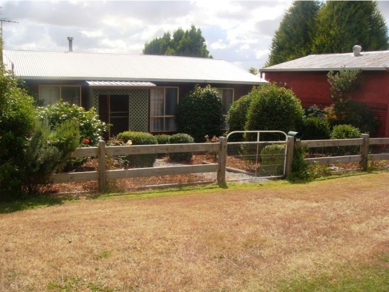 24 Douglas Street, Beaconsfield TAS 7270