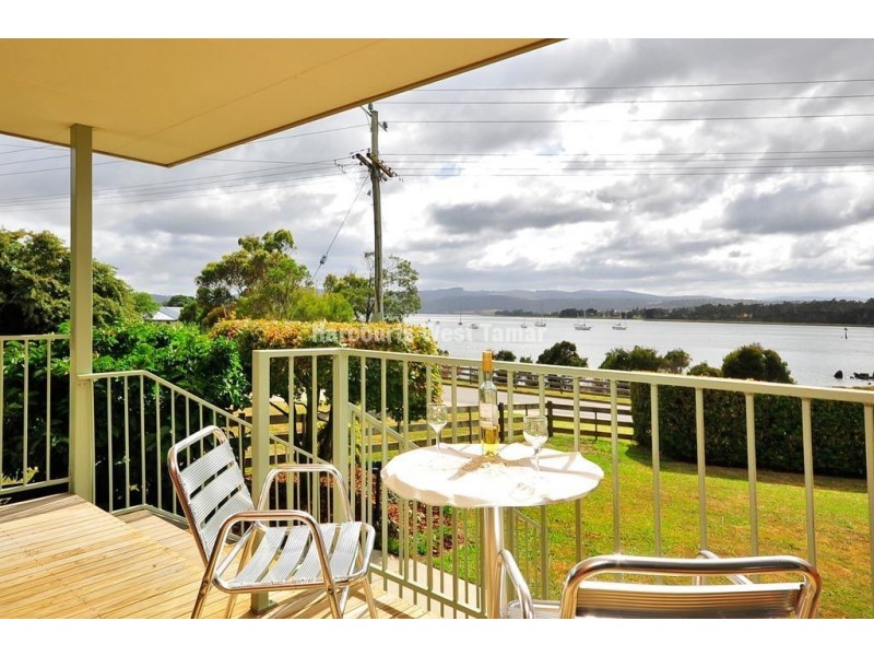175 Gravelly Beach Road, Blackwall TAS 7275