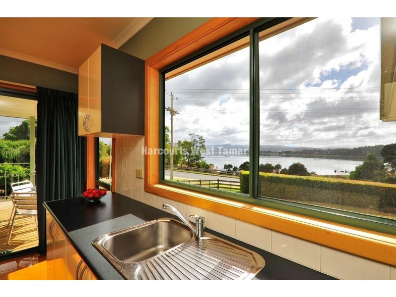 175 Gravelly Beach Road, Blackwall TAS 7275