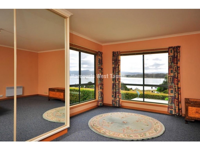175 Gravelly Beach Road, Blackwall TAS 7275