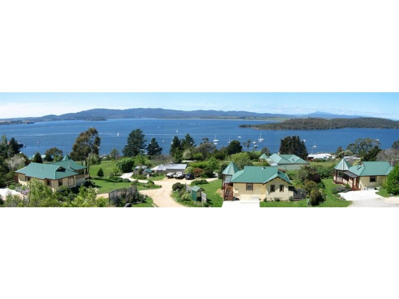 Pomona/77 Flinders Street, Beauty Point TAS 7270