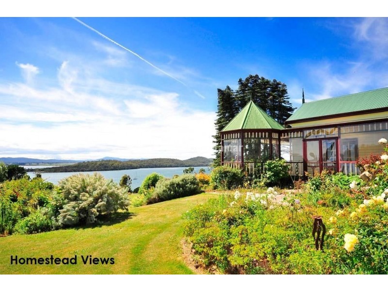 Pomona/77 Flinders Street, Beauty Point TAS 7270