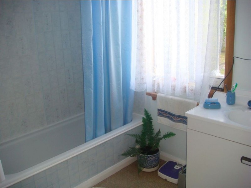 24 Beatty Street, Beauty Point TAS 7270