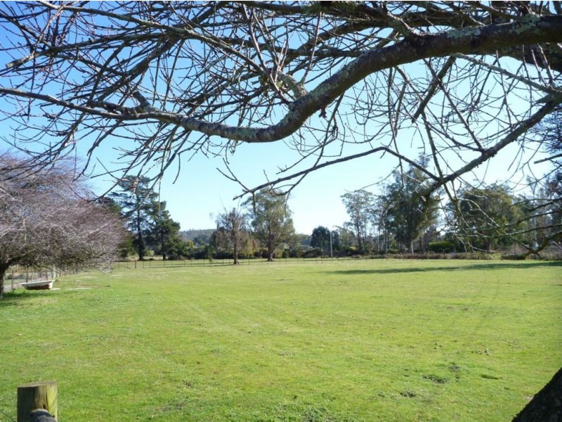 16 Calverts Lane, Gravelly Beach TAS 7276