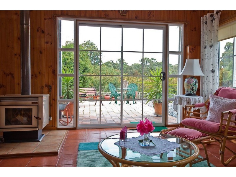16 Calverts Lane, Gravelly Beach TAS 7276