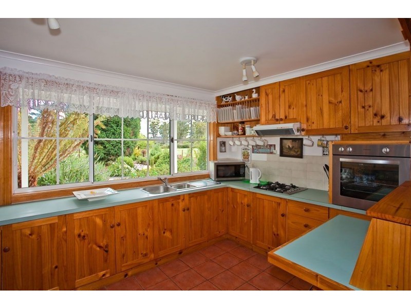 16 Calverts Lane, Gravelly Beach TAS 7276