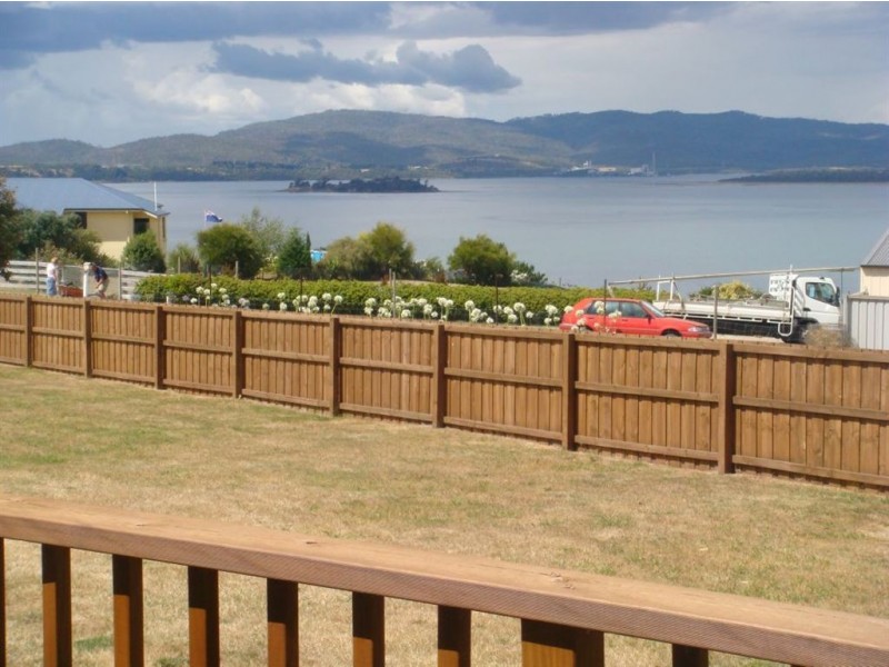 12 Adley Court, Beauty Point TAS 7270