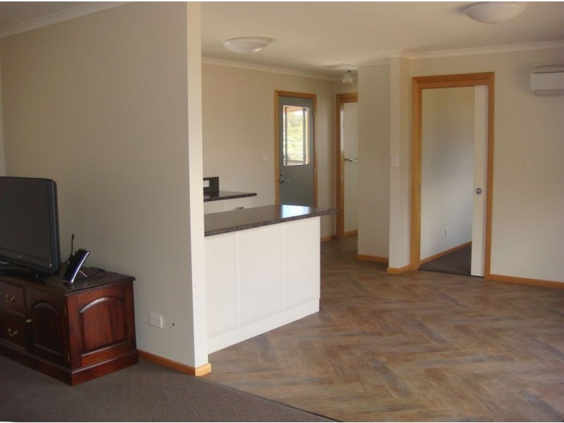 12 Adley Court, Beauty Point TAS 7270