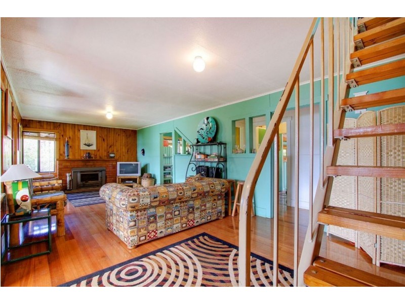 10 Eton Street, Beauty Point TAS 7270