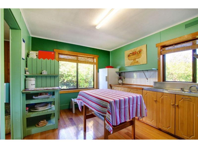 10 Eton Street, Beauty Point TAS 7270