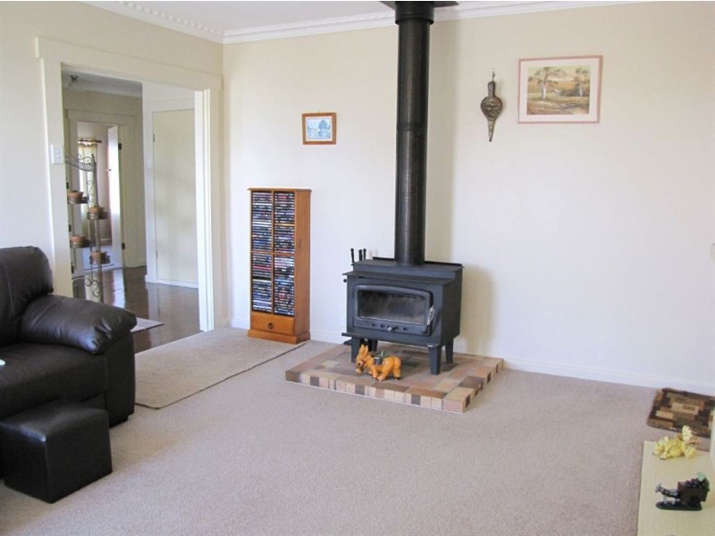 13 Garrett Street, Beauty Point TAS 7270