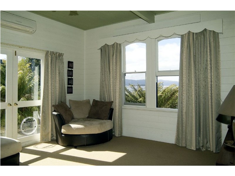 148 Flinders Street, Beauty Point TAS 7270