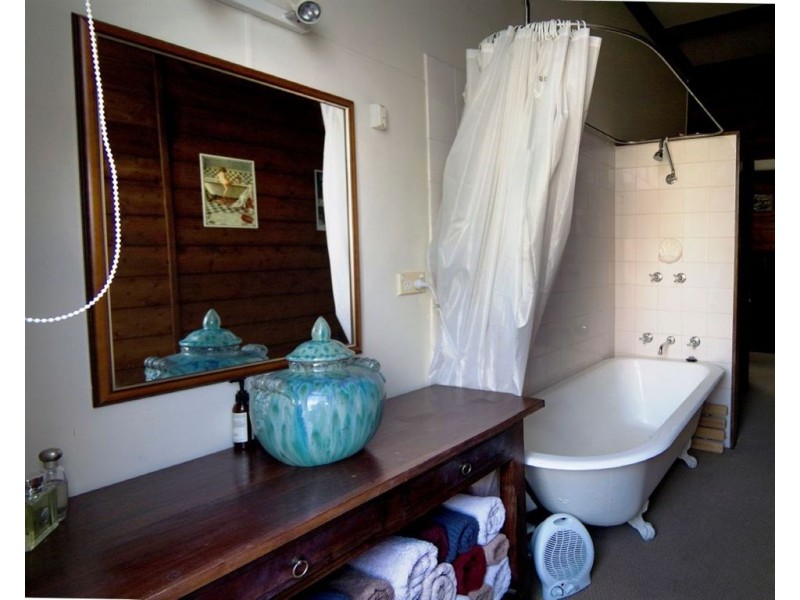 148 Flinders Street, Beauty Point TAS 7270
