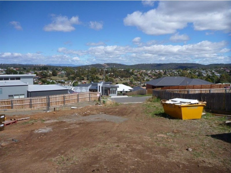 9 Pearce Street, Summerhill TAS 7250