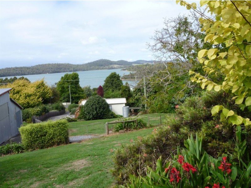 45 Flinders Street, Beauty Point TAS 7270