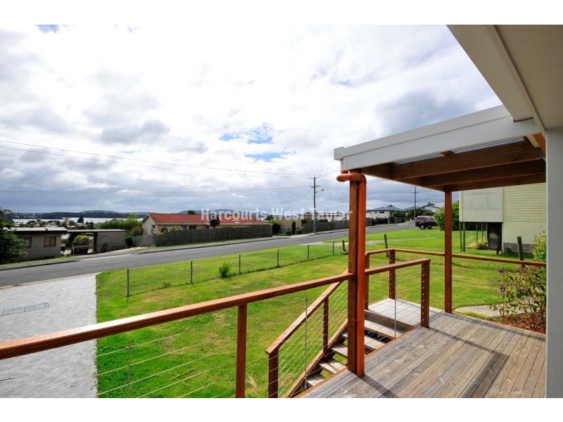 37 Ross Street, Beauty Point TAS 7270