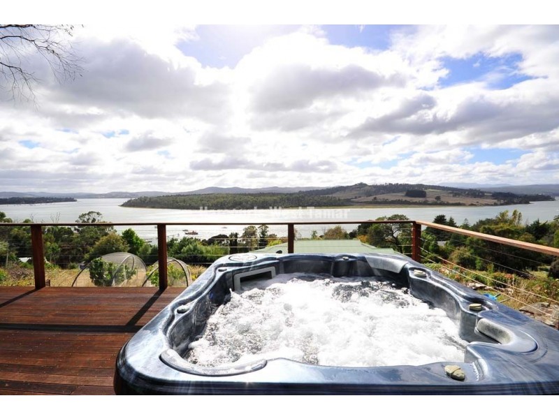 409 Rosevears Drive, Rosevears TAS 7277