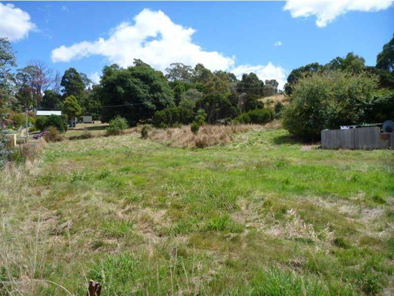 8/7-9 Flinders Street, Beauty Point TAS 7270
