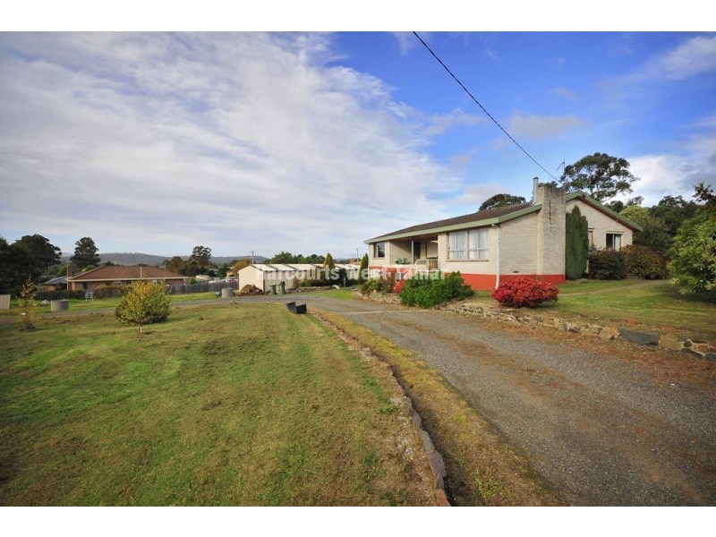 37 Crowther Street, Beaconsfield TAS 7270